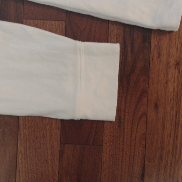 Top - Picture 4 of 6